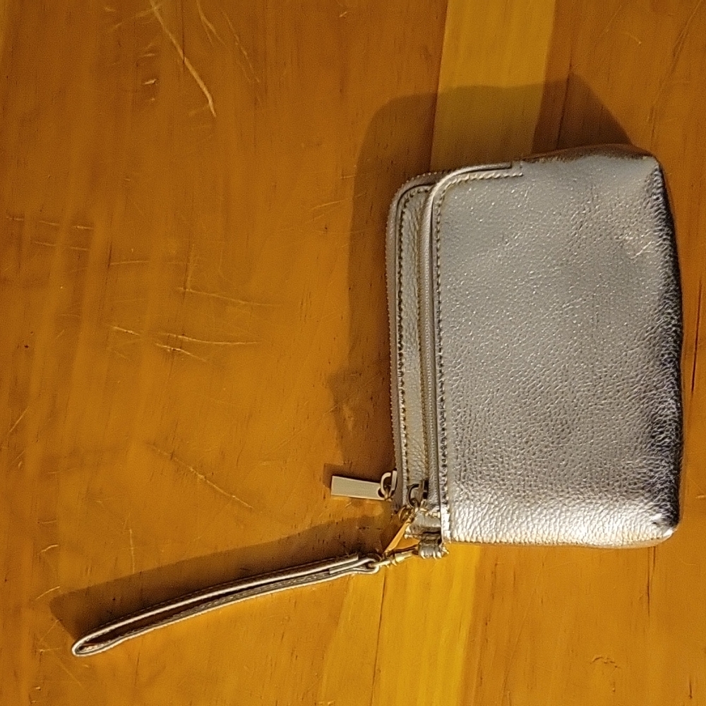 Gold wristlet